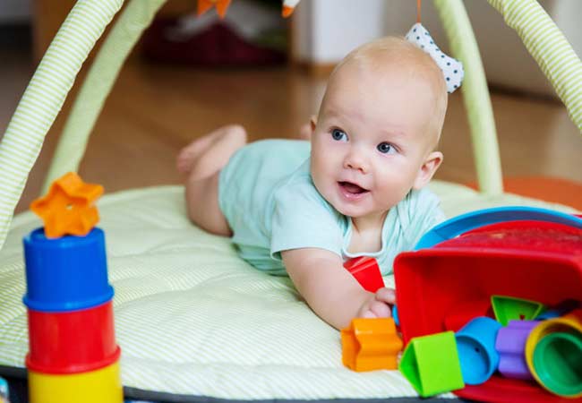 tummy time is an important part of infant daycare scheduling