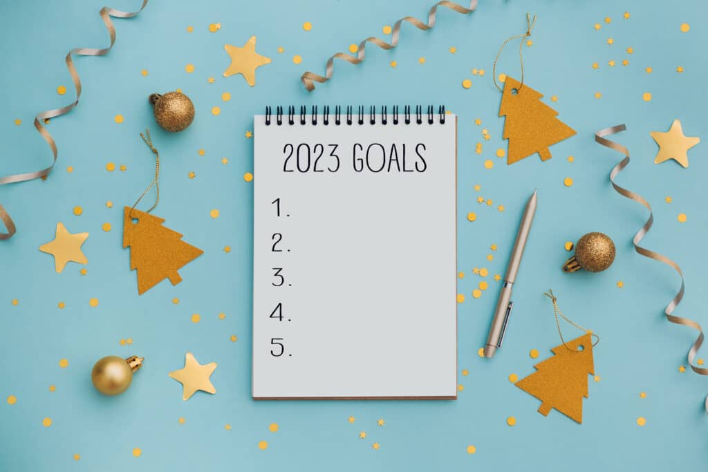 image of a notepad with 2023 goals written on it
